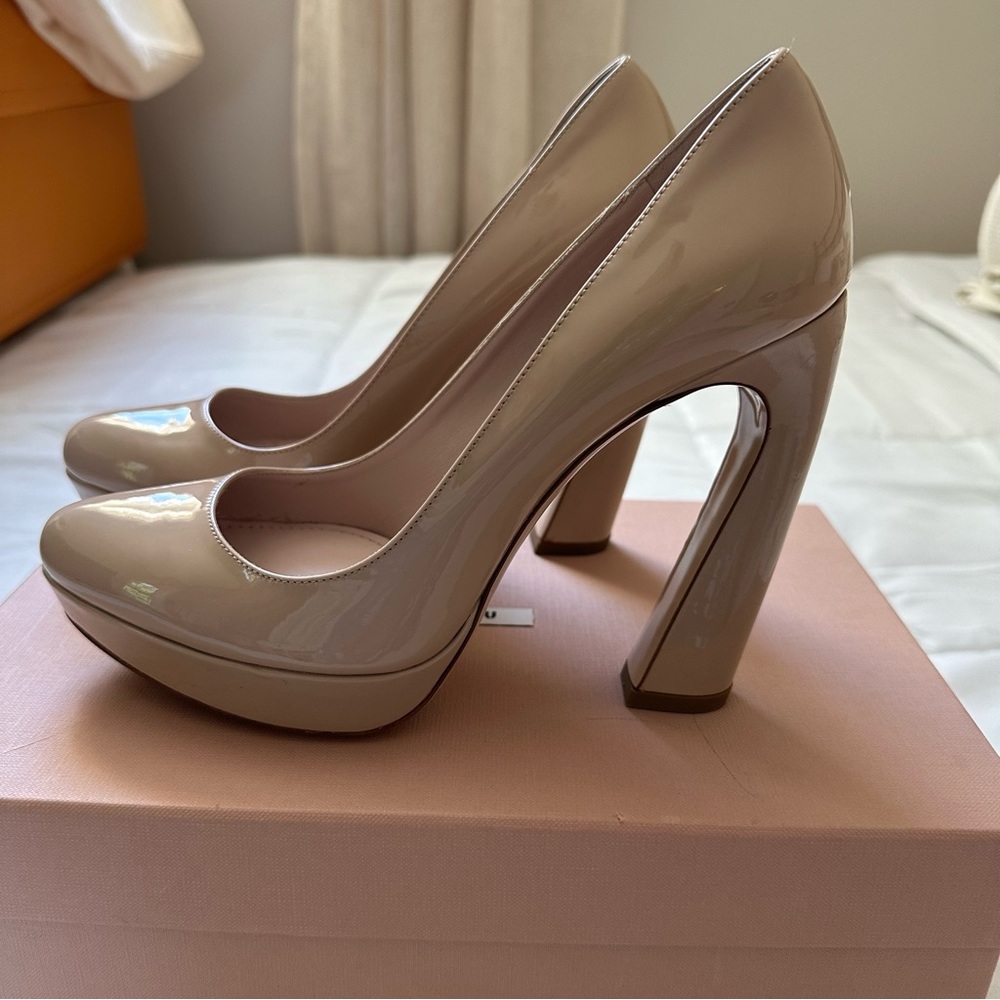 Miu Mui Calzature Donna Beige Heels Pumps Size 38 New With Box And Dust Bags